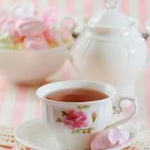  Tea in porcelain cup