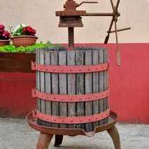  A wooden barrel for pressing